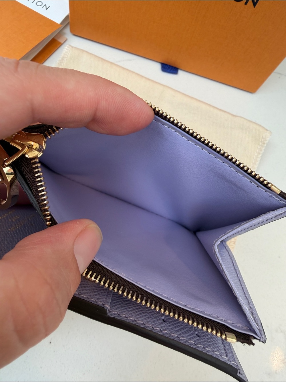 NWT Louis Vuitton Lisa Wallet in Monogram/IRIS - Picture 15 of 16